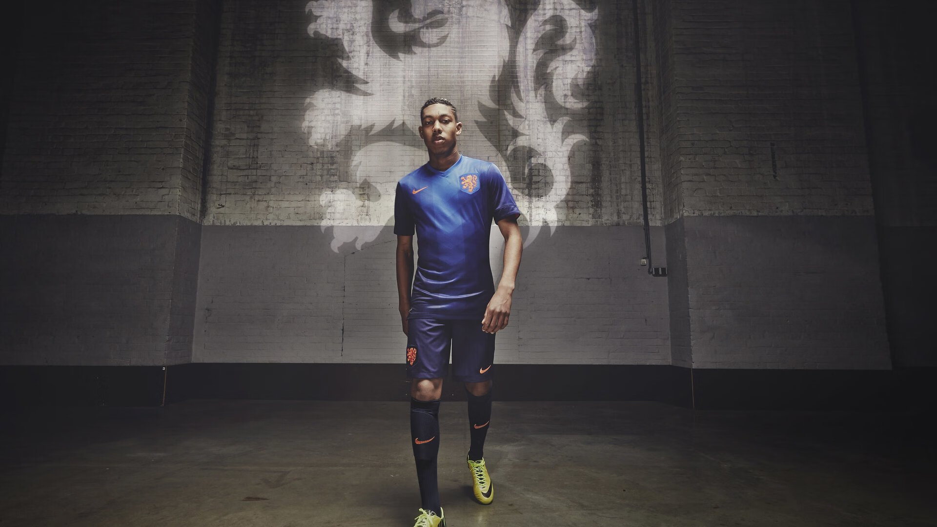 意甲五佳瞬,精彩进球和神级扑救令人震撼,意甲最佳